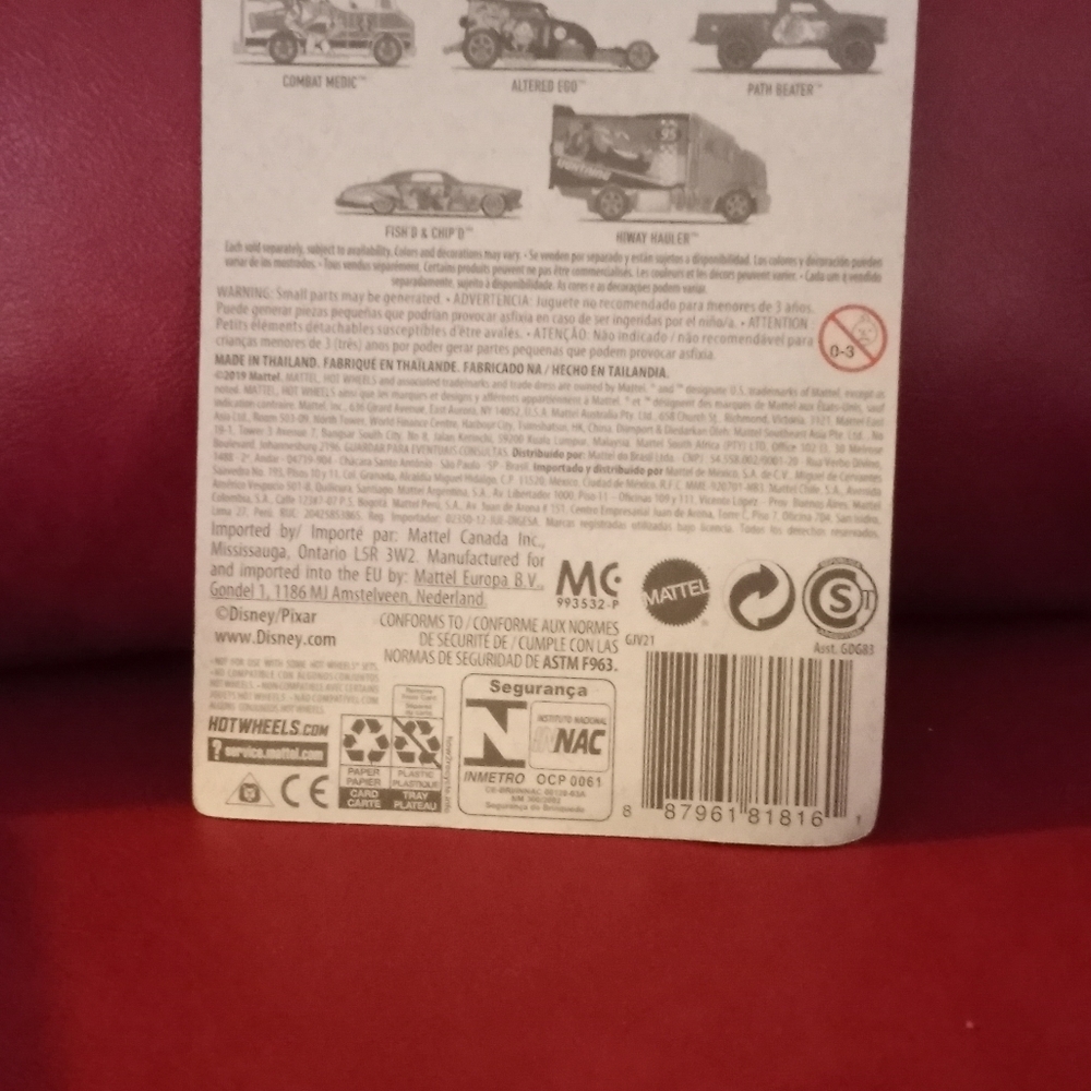 Pixar Incredibles memorabilia car - Picture 2 of 2